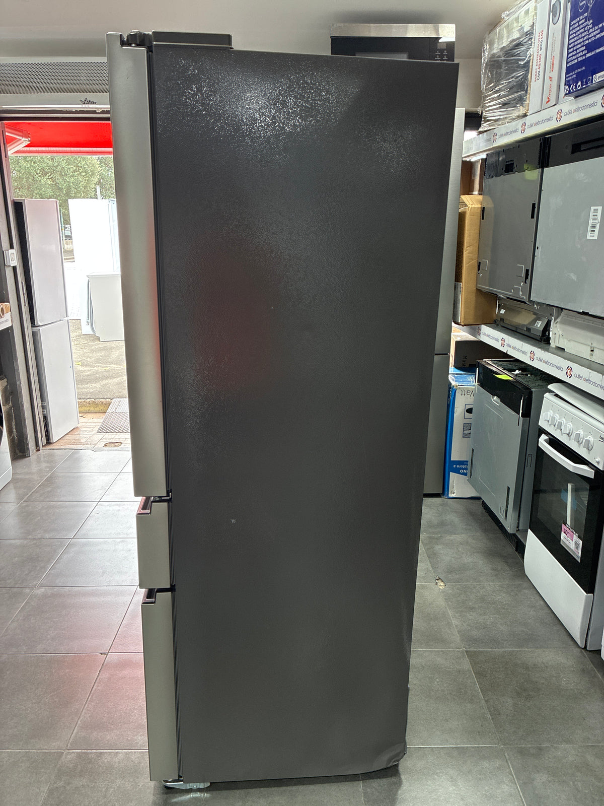 Frigorifero french Door Hisense total no Frost nuovo con lieve difetto estetico