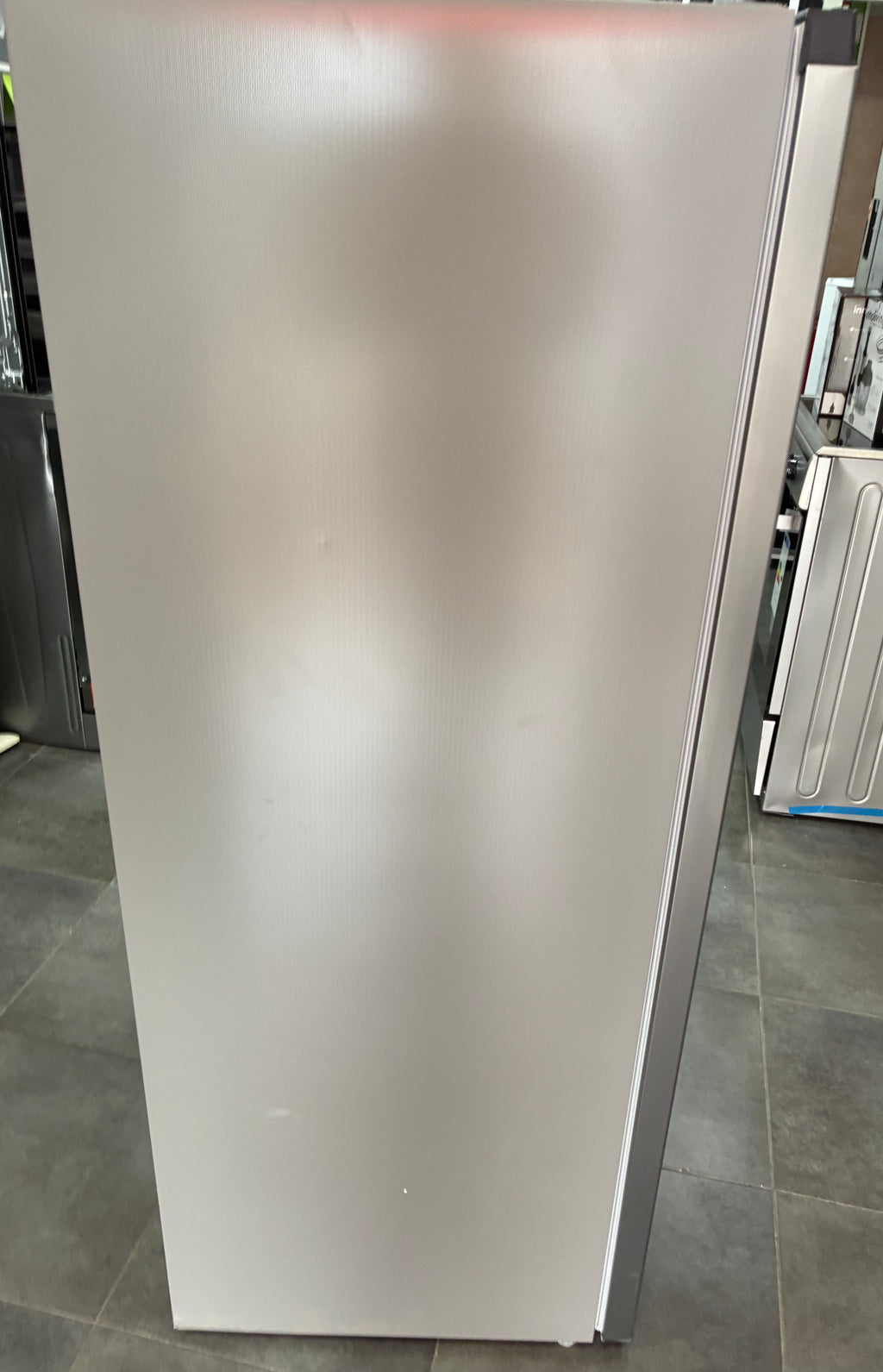 Congelatore verticale, Electroline total no Frost inox nuovo con lieve ￼difetto estetico