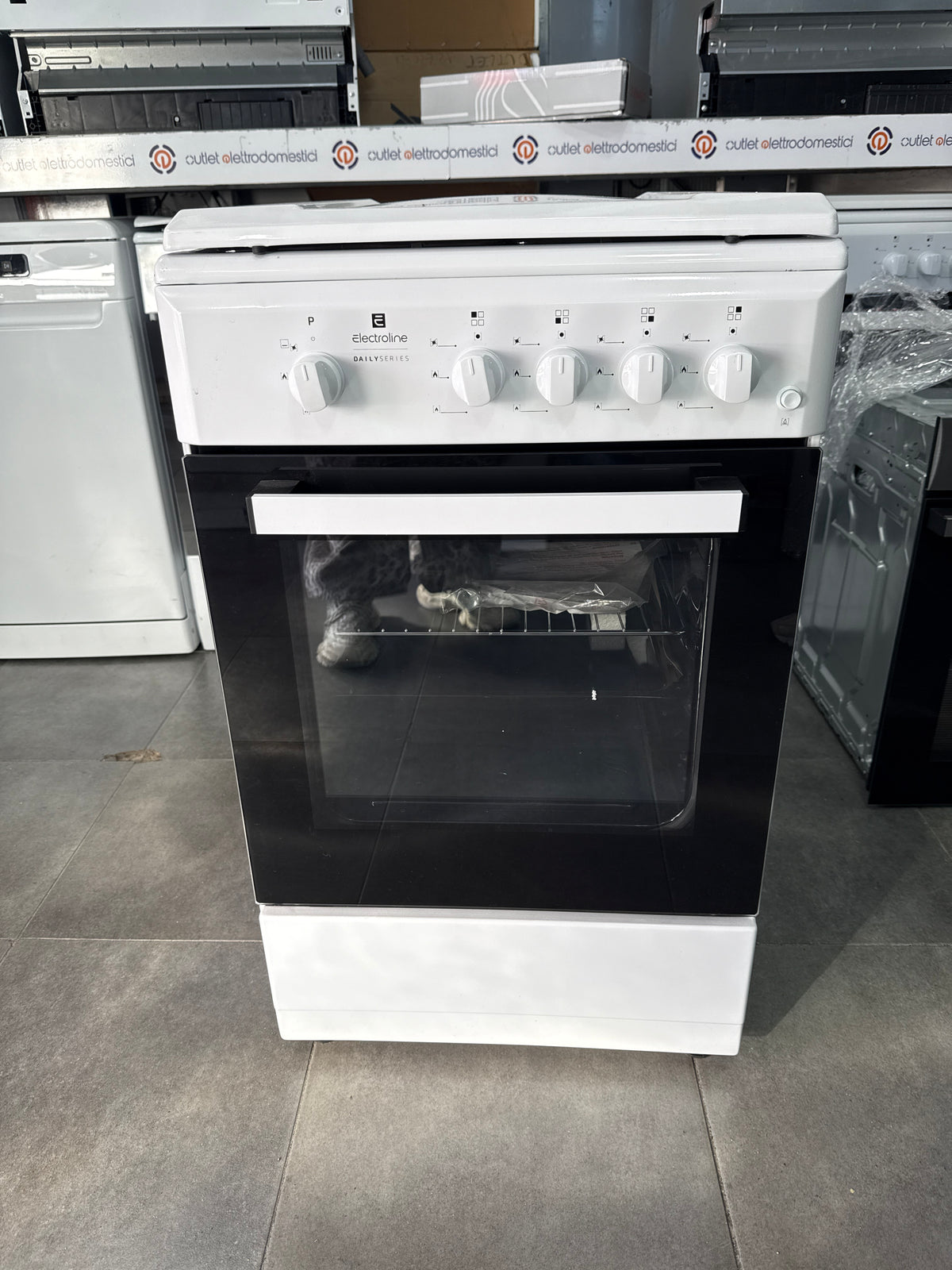Cucina Electroline 50x50 forno a gas con lieve difetto estetico