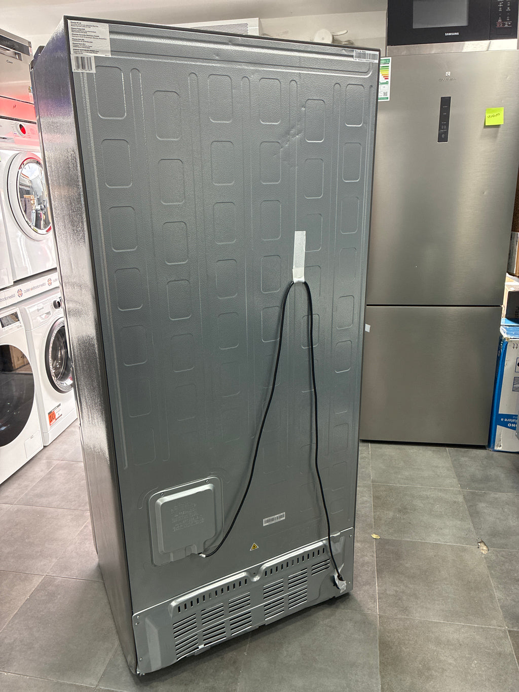 Frigorifero french Door Hisense total no Frost nuovo con lieve difetto estetico