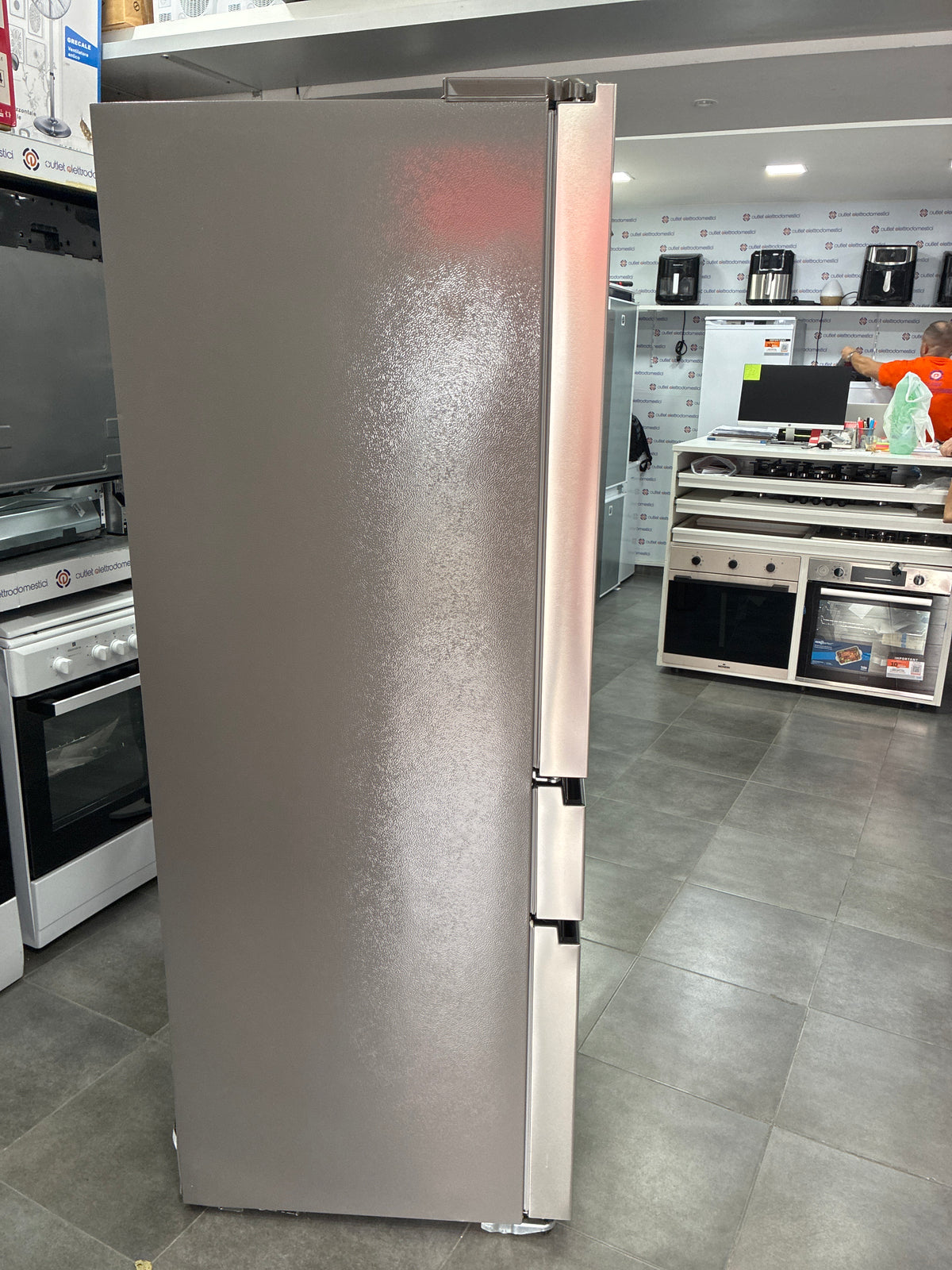 Frigorifero french Door Hisense total no Frost nuovo con lieve difetto estetico