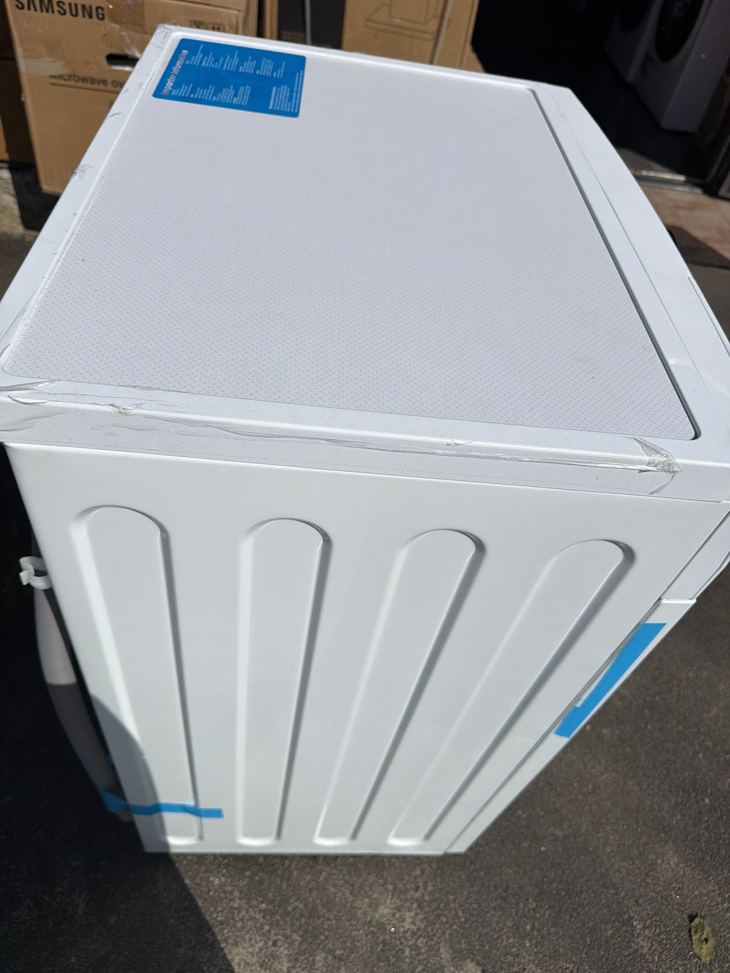 Lavasciuga Midea 8/6kg Slim Nuova con Lieve Difetto Estetico