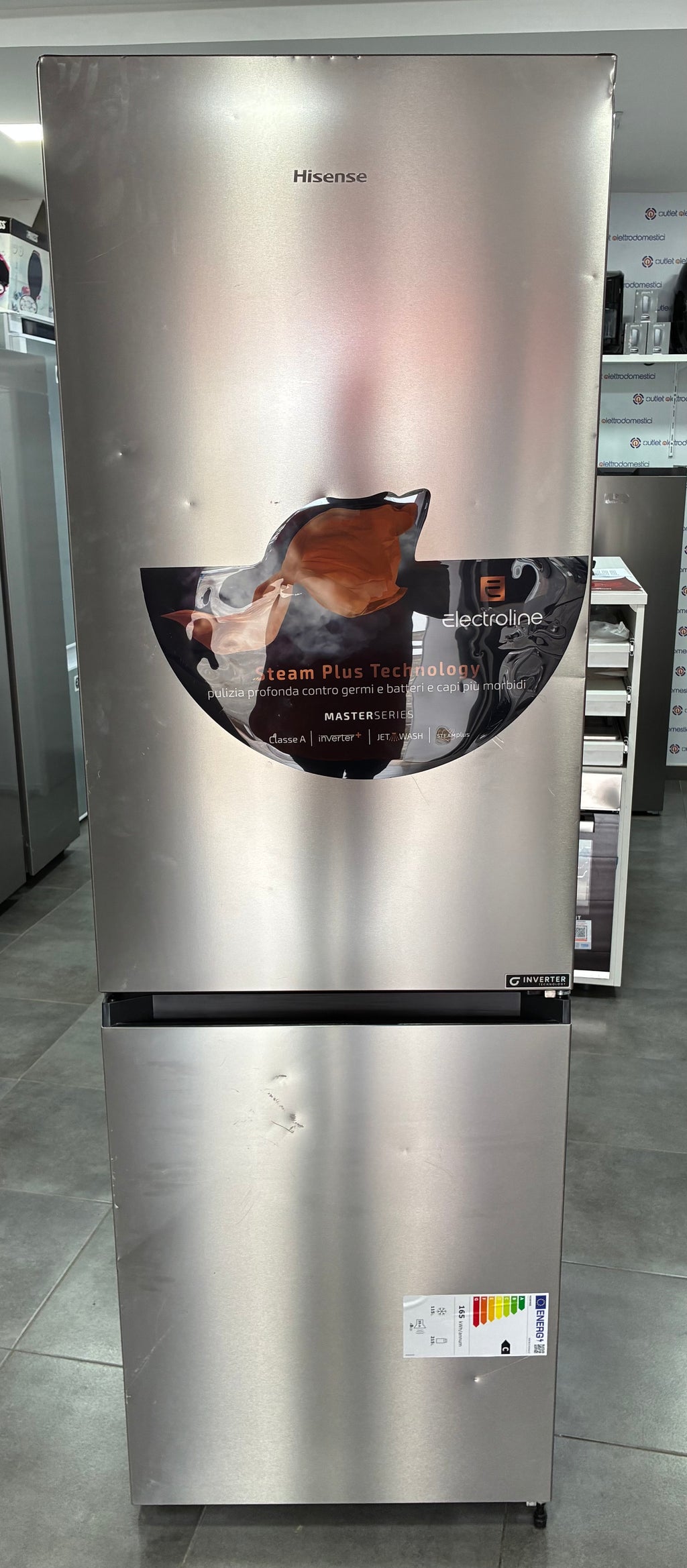 Frigorifero combinato,hisense total no Frost inox nuovo con lieve difetto estetico ￼