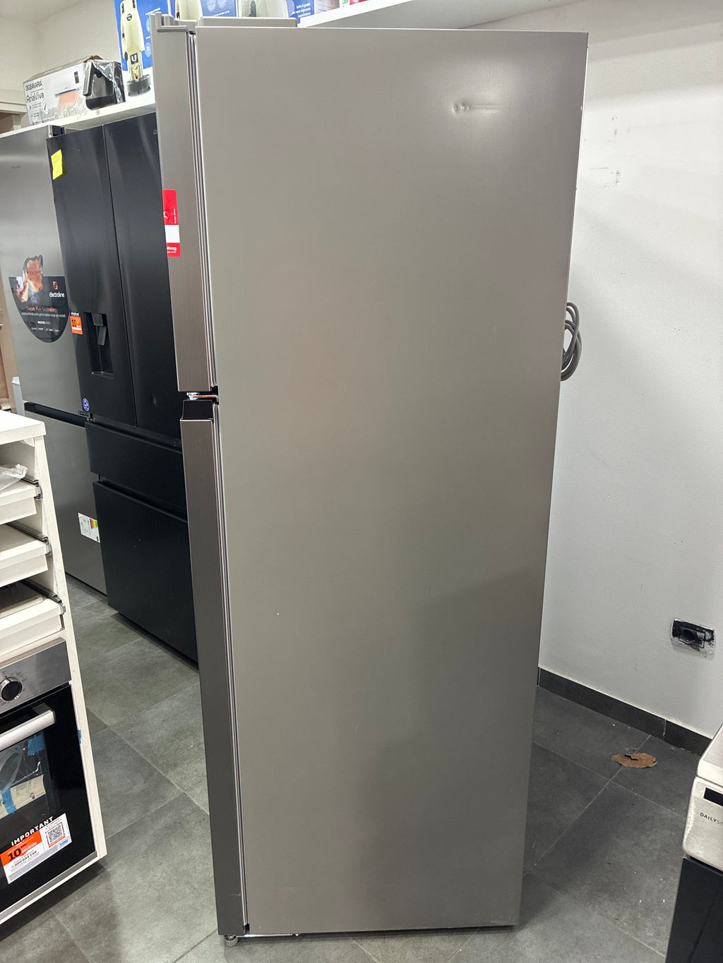 Frigorifero combinato Electroline ￼ total no Frost Nuovo con lieve ￼difetto estetico