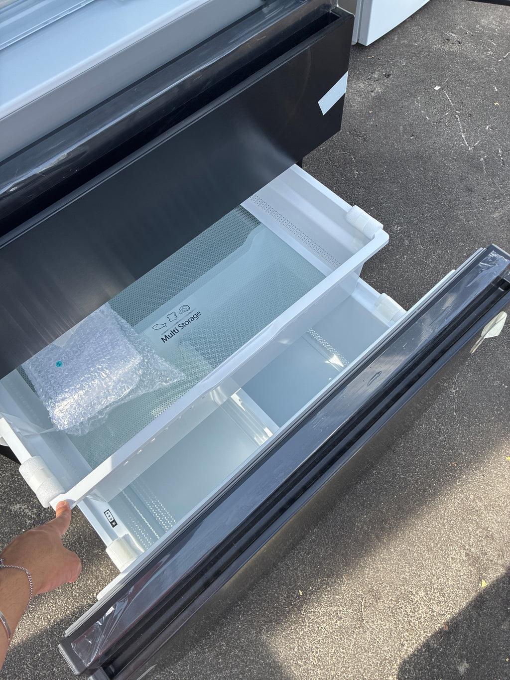 Frigorifero combinato, Electroline total no Frost Nuovo con lieve difetto estetico ￼
